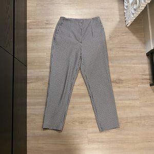 4/$30🦋 Dynamite checkered dress pants size 4